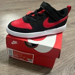 Boys Nike Court Borough Low 2 shoes